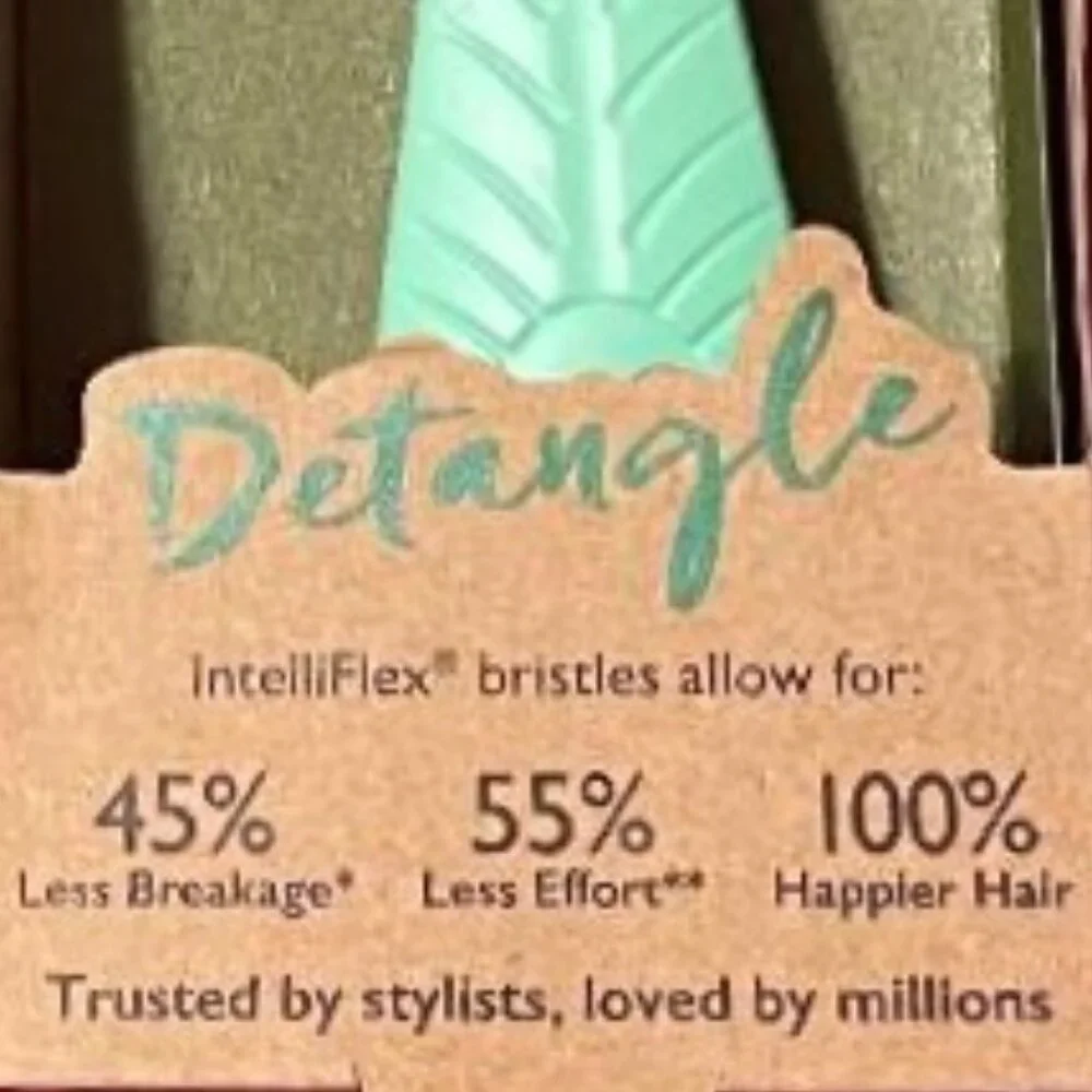 NEW WET BRUSH GO GREEN DETANGLER W/ INTELLIFLEX BRISTLES = LESS PAIN & BREAKAGE